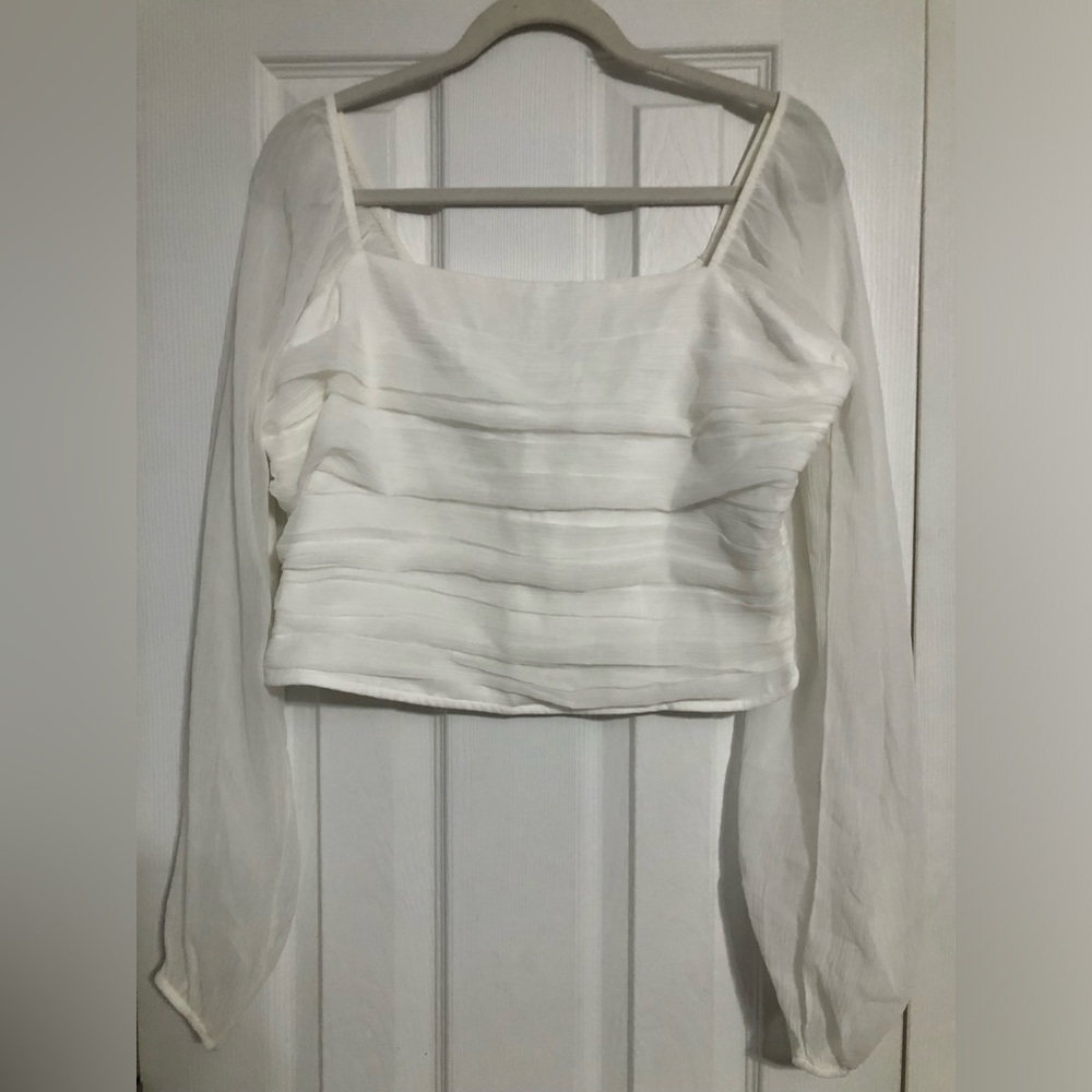 Hollister white ruched crop top long sleeve sheer sleeves‎ NWT women size XL
